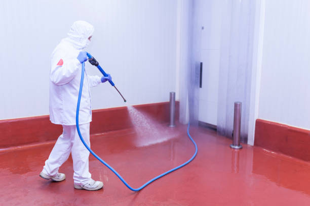 Best Parking Lot and Garage Cleaning  in Green Bay, WI